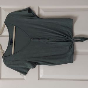 American Eagle moss green top SZ L